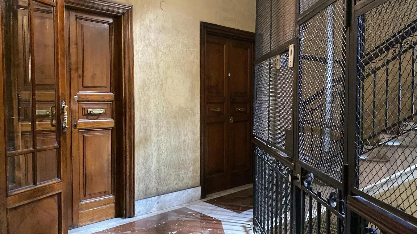 Charming Apartment In San Pietro Rome